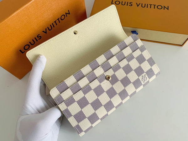 LVコピーウォレット内部構造